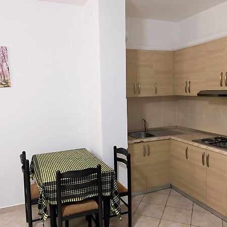 Gerald'S Central Apartments Vlorë Eksteriør bilde