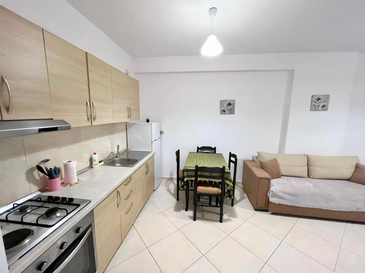 Gerald'S Central Apartments Vlorë Eksteriør bilde