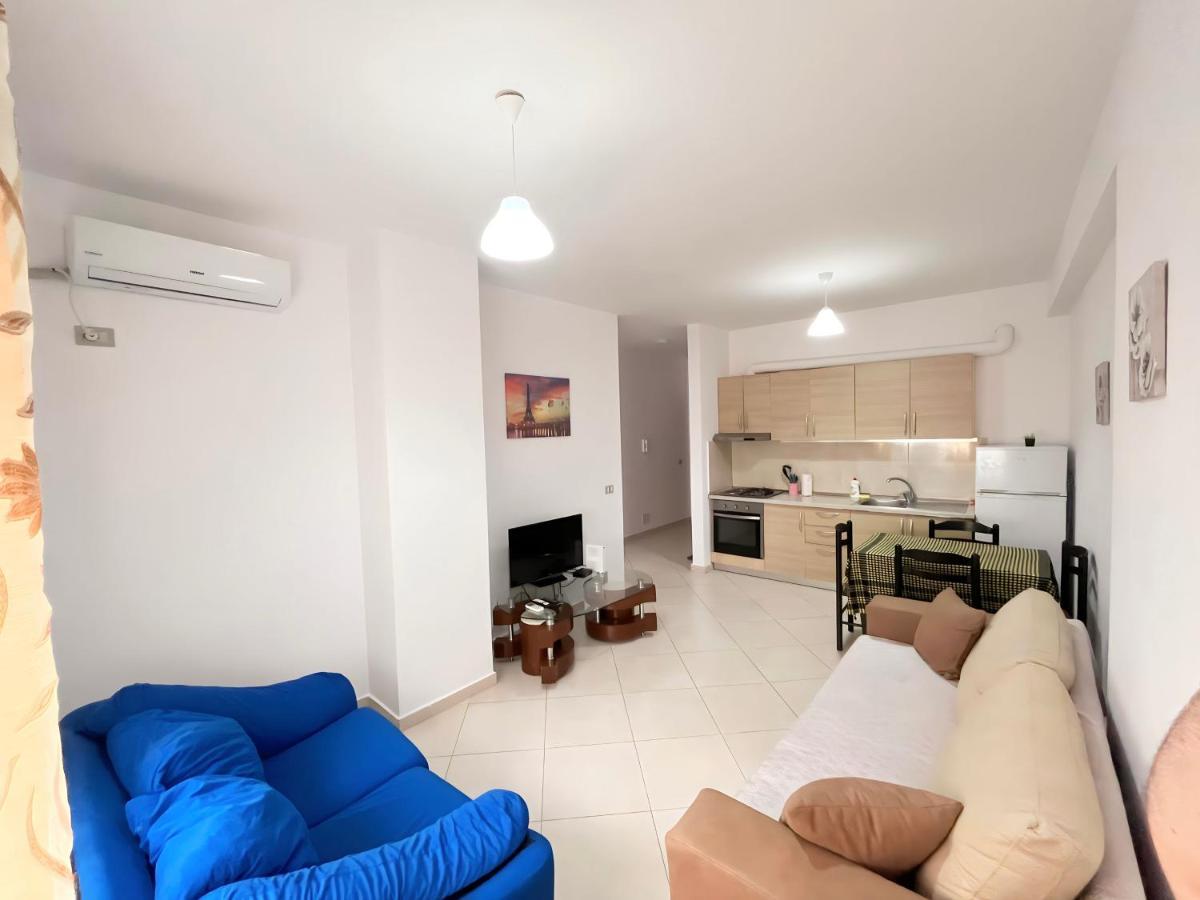 Gerald'S Central Apartments Vlorë Eksteriør bilde