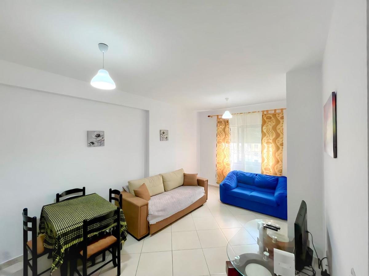 Gerald'S Central Apartments Vlorë Eksteriør bilde
