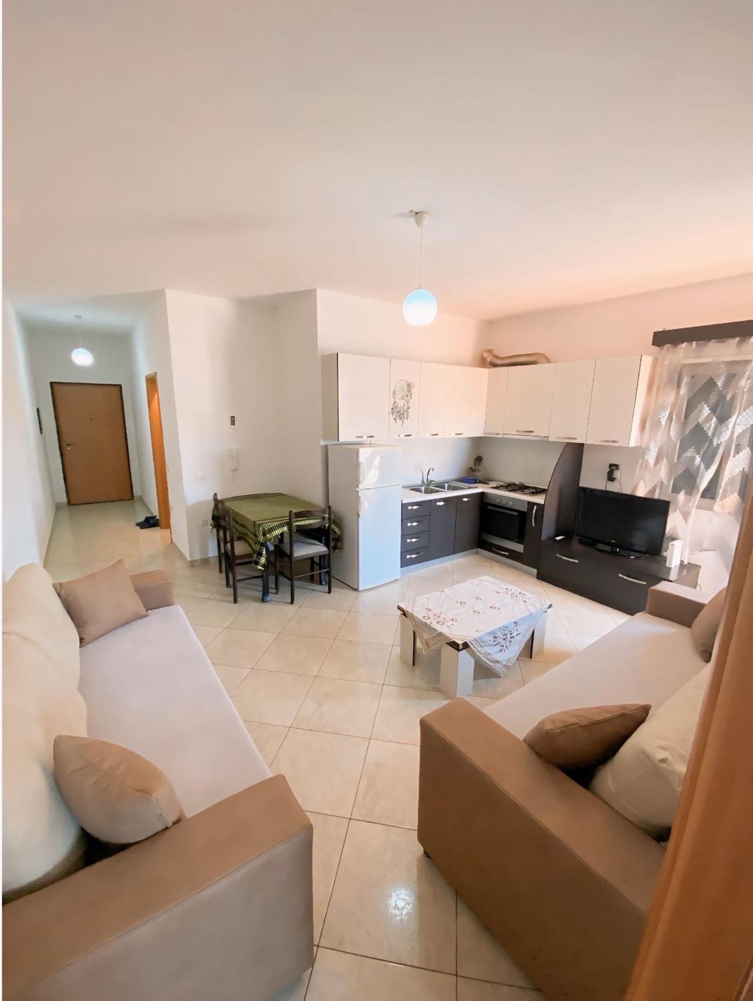 Gerald'S Central Apartments Vlorë Eksteriør bilde